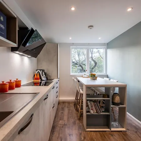 Nino Properties Kings Cross Лондон Экстерьер фото